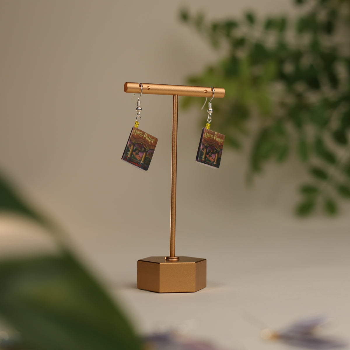 Titled Dangle Earrings - J.K. Rowling - Harry Potter and the Sorcerers Stone