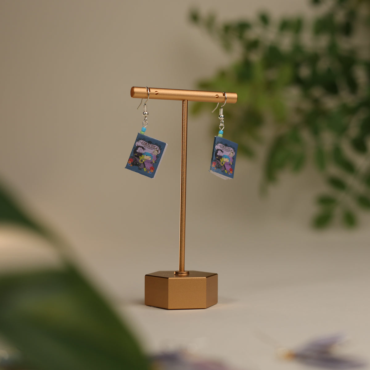 Titled Dangle Earrings - Neil Gaiman - Coraline